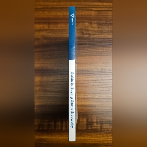 Guide To Gems & Jewelry Book - Picture 3 of 4